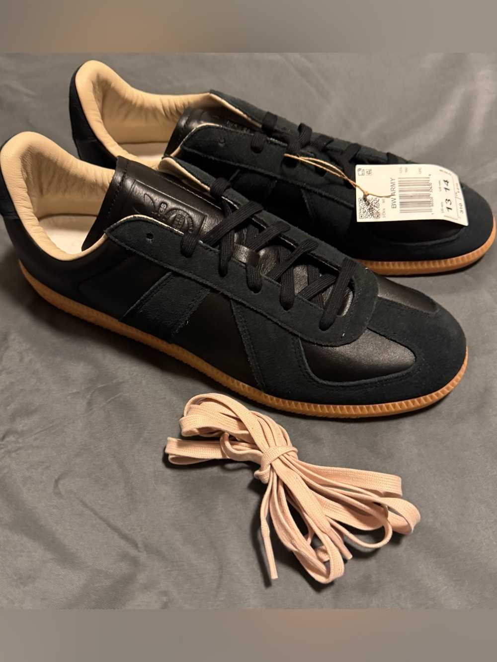 Adidas Size 13 BW Army Originals Casual Shoes Black/Gum Men DS NO BOX